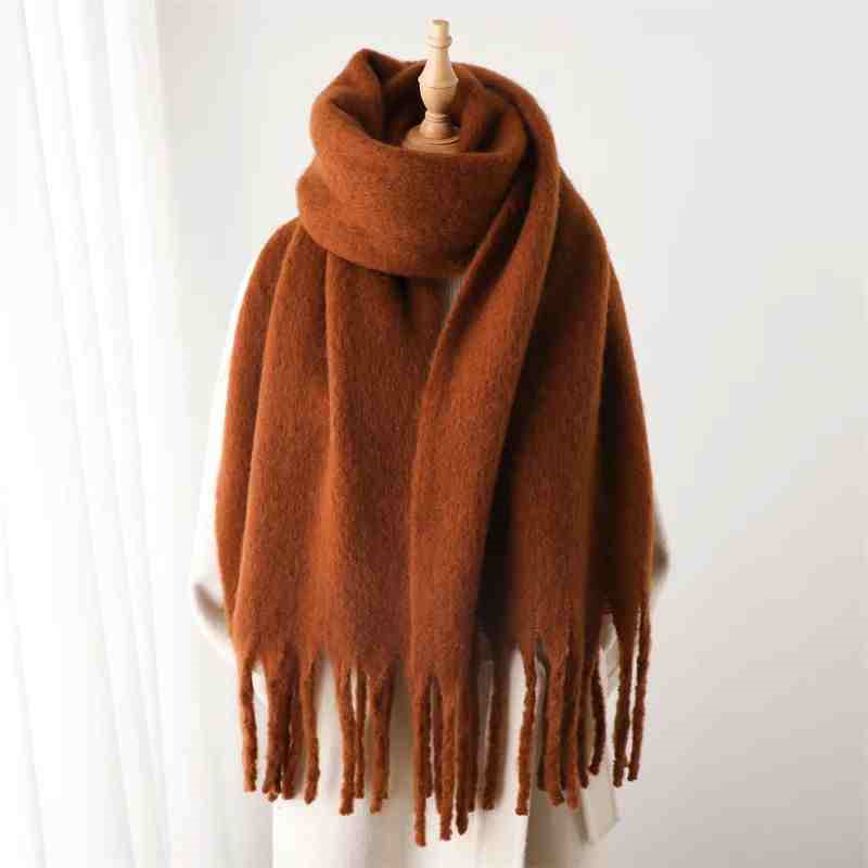 Écharpe Flowy – Élégance et Chaleur pour l’Hiver