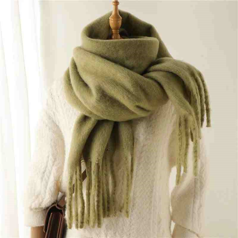 Écharpe Flowy – Élégance et Chaleur pour l’Hiver