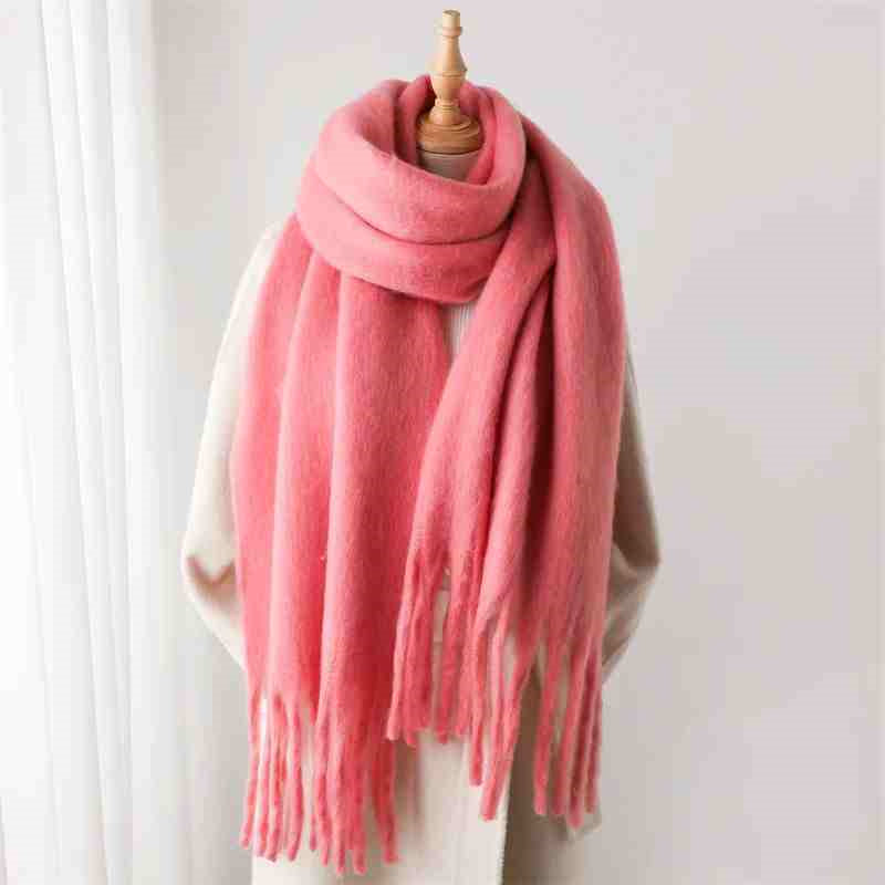 Écharpe Flowy – Élégance et Chaleur pour l’Hiver