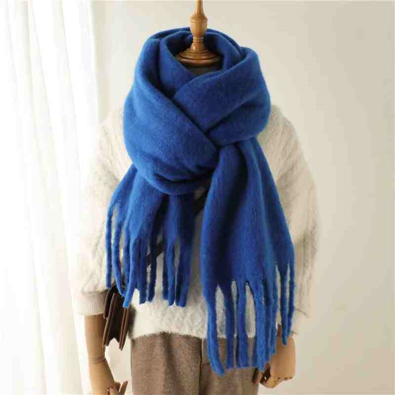 Écharpe Flowy – Élégance et Chaleur pour l’Hiver