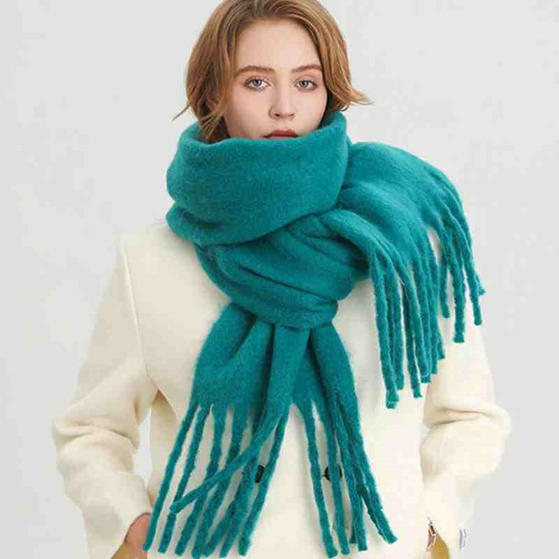 Écharpe Flowy – Élégance et Chaleur pour l’Hiver