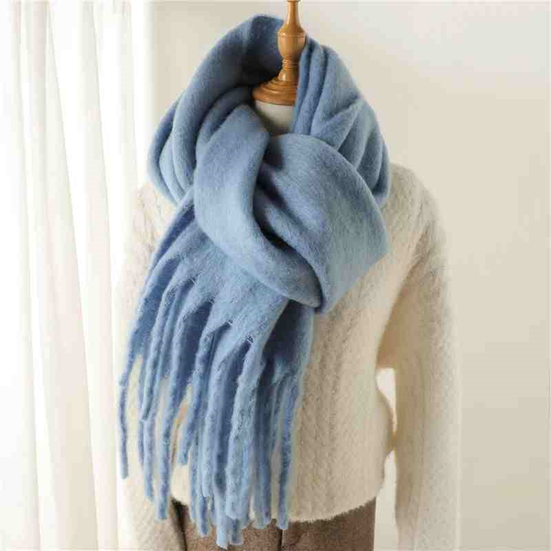 Écharpe Flowy – Élégance et Chaleur pour l’Hiver